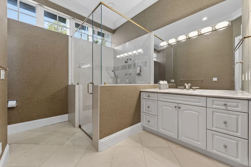 724 NE 36th Street Boca Raton FL 33431