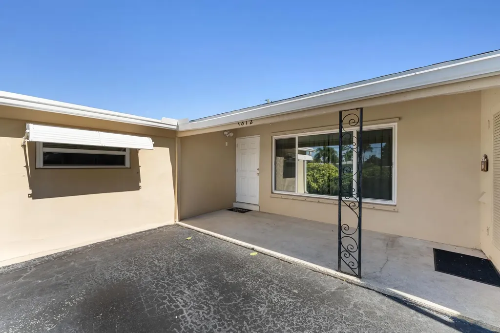 1812 High Ridge Road Lake Worth FL 33461