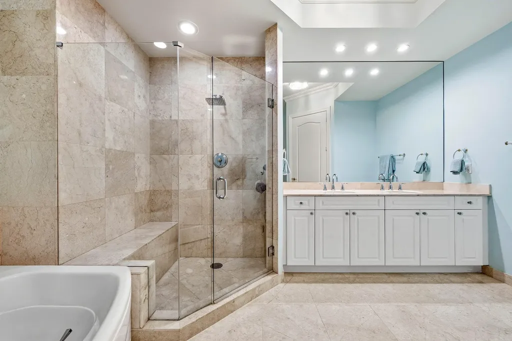 550 SE Mizner Boulevard Boca Raton FL 33432