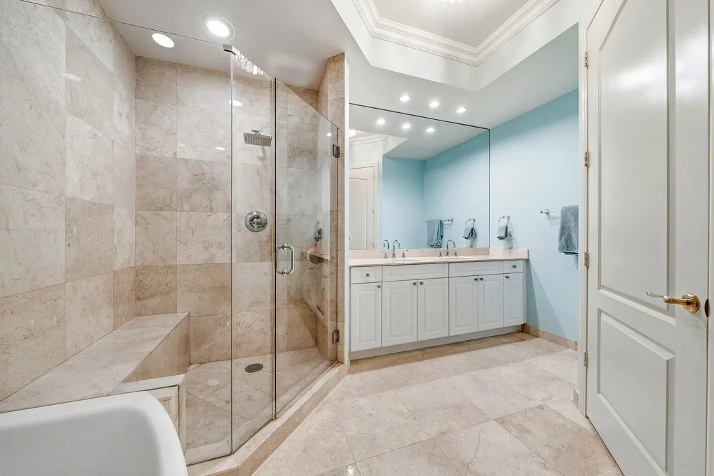 550 SE Mizner Boulevard Boca Raton FL 33432