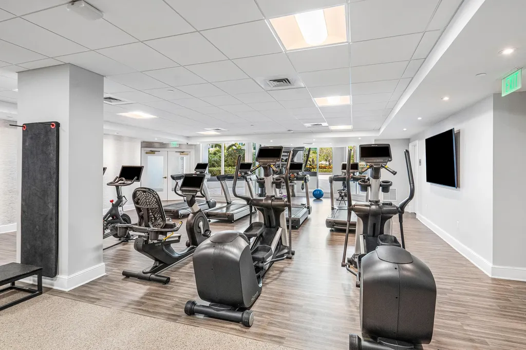 550 SE Mizner Boulevard Boca Raton FL 33432
