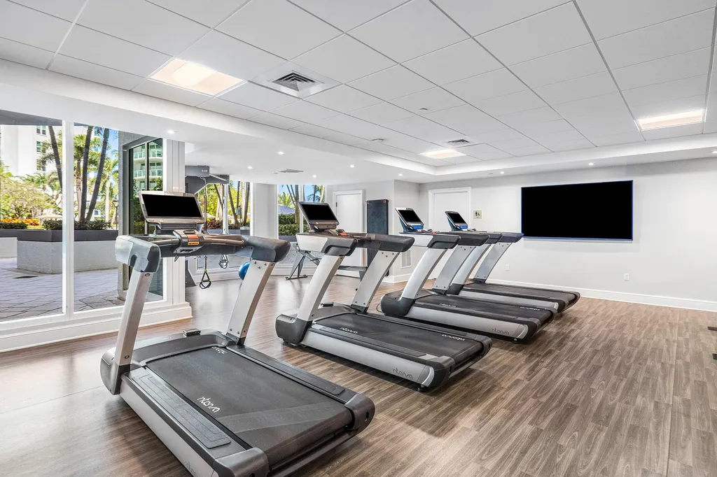 550 SE Mizner Boulevard Boca Raton FL 33432