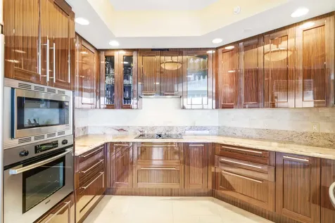 2700 N Ocean Drive Riviera Beach FL 33404