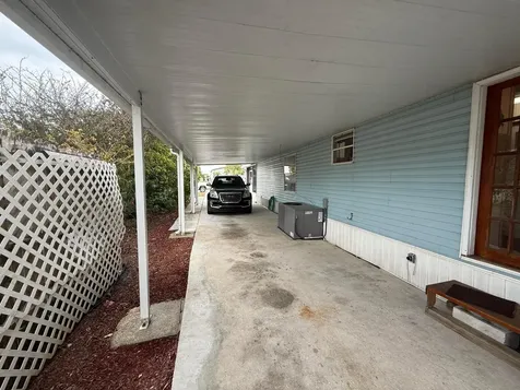8508 SE Swan Avenue Hobe Sound FL 33455