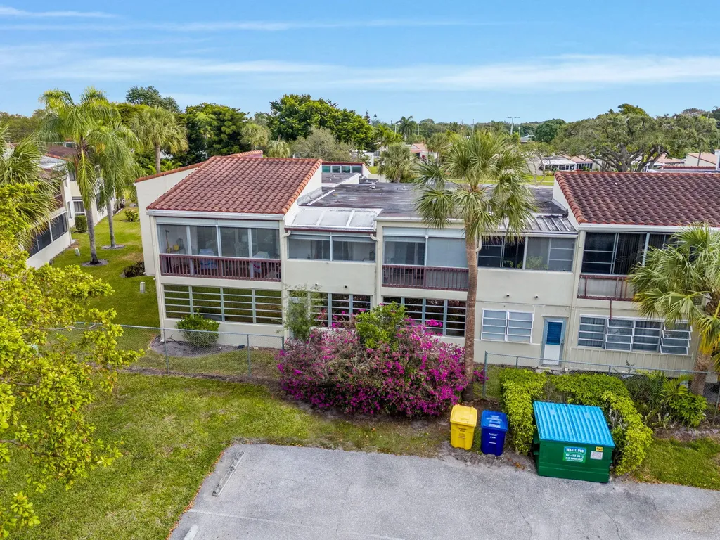 2540 Boundbrook Boulevard Palm Springs FL 33406