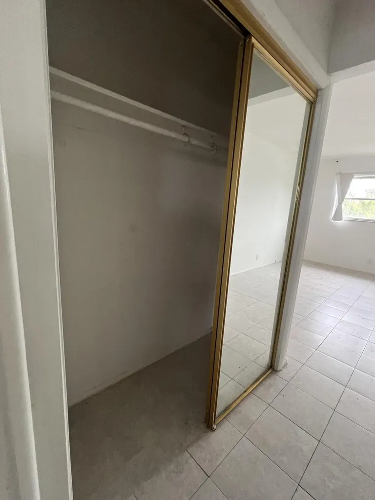 1380 NW 43rd Terrace Lauderhill FL 33313
