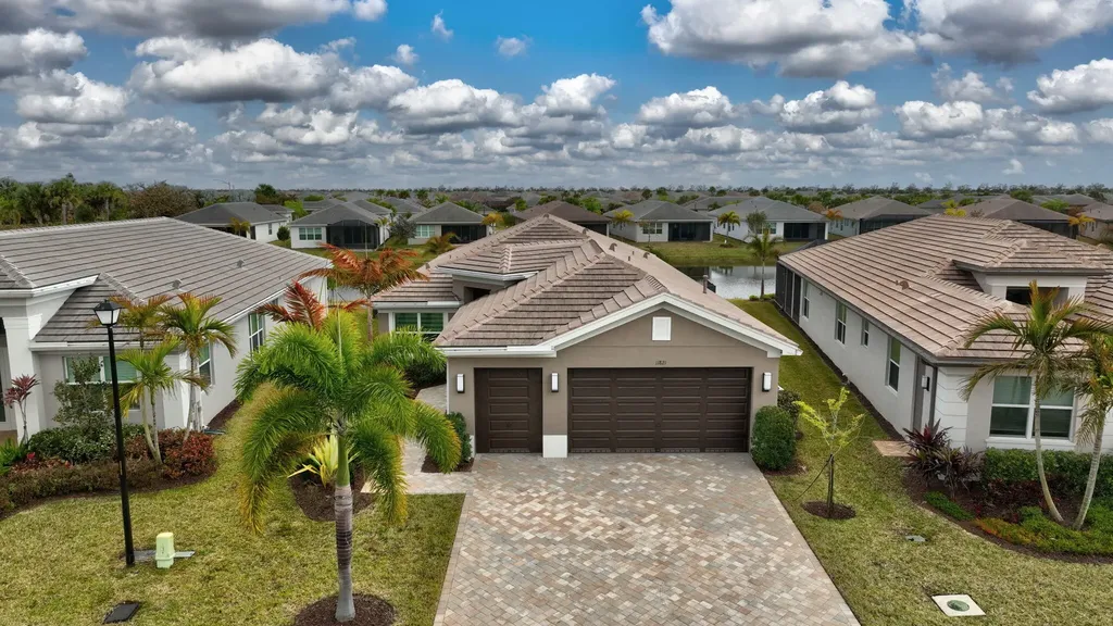 11821 SW Coral Cove Parkway Port St Lucie FL 34987