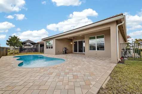 11821 SW Coral Cove Parkway Port St Lucie FL 34987