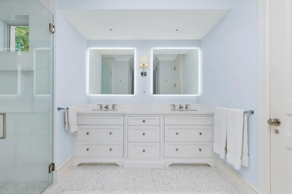 208 Sandpiper Drive Palm Beach FL 33480