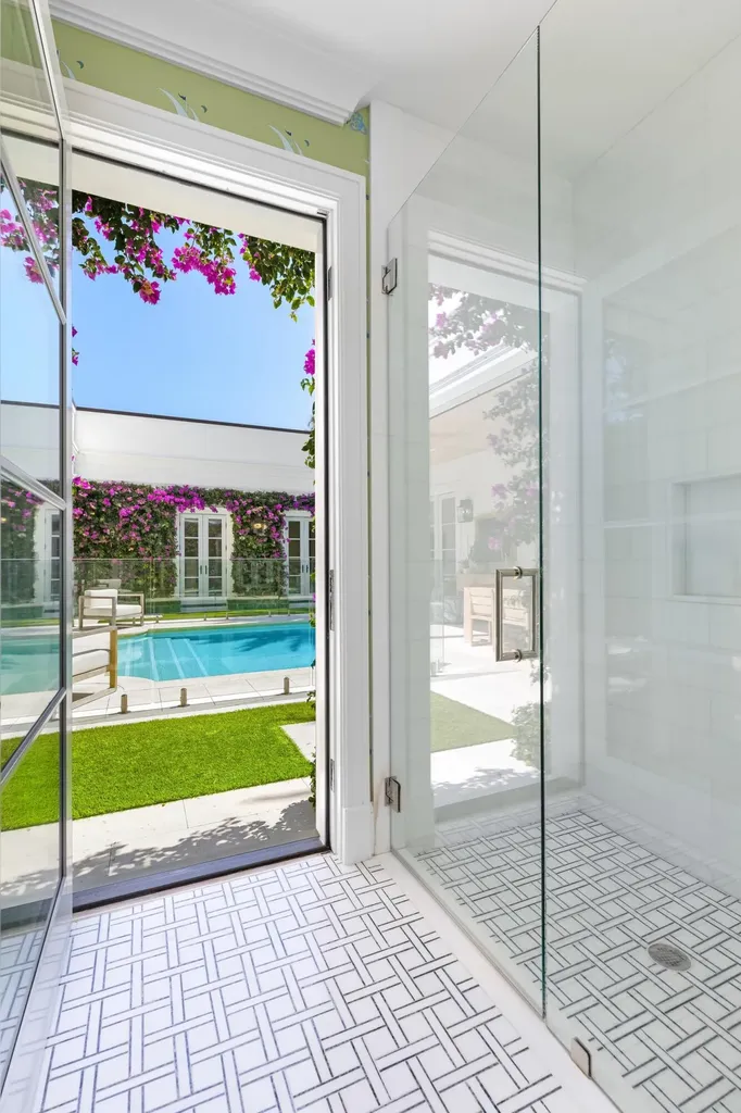 208 Sandpiper Drive Palm Beach FL 33480