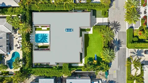 208 Sandpiper Drive Palm Beach FL 33480