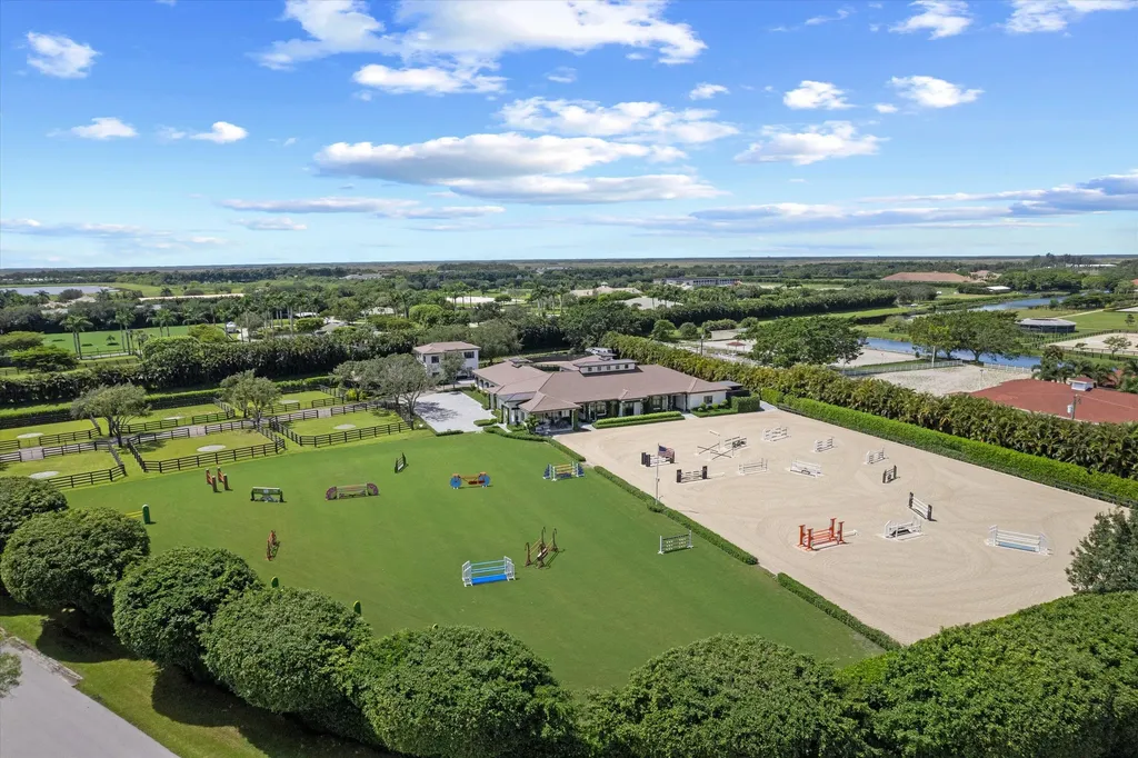 4675 Stables Way Wellington FL 33414