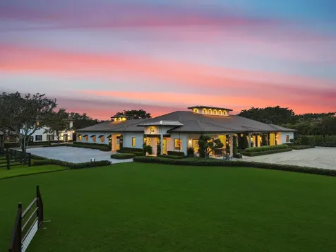 4675 Stables Way Wellington FL 33414