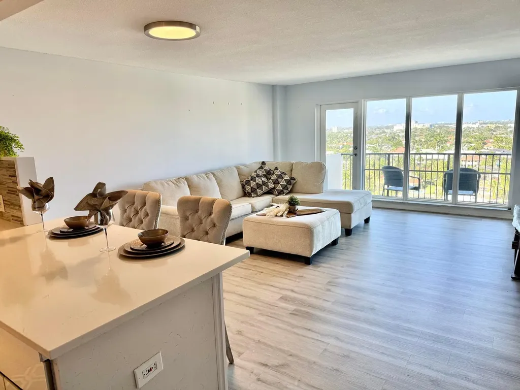 340 Sunset Drive Fort Lauderdale FL 33301