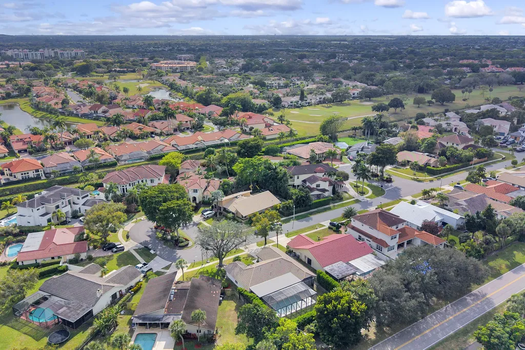 7379 London Lane Boca Raton FL 33433