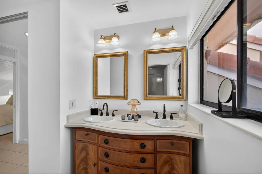 301 Old Meadow Way Palm Beach Gardens FL 33418