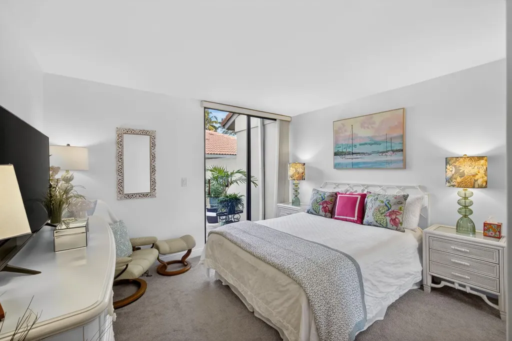 301 Old Meadow Way Palm Beach Gardens FL 33418