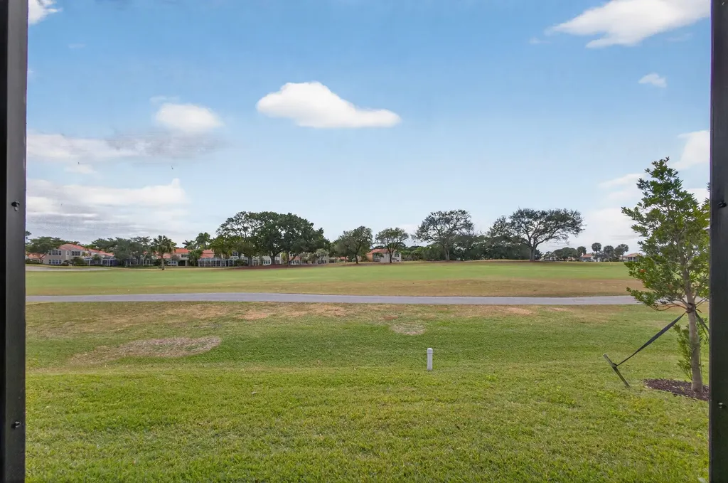 301 Old Meadow Way Palm Beach Gardens FL 33418
