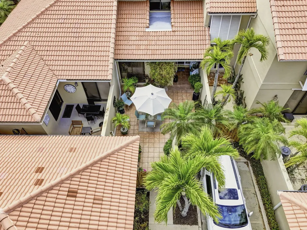 301 Old Meadow Way Palm Beach Gardens FL 33418