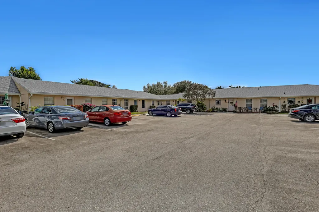 553 Covered Bridge Boulevard Lake Worth FL 33467
