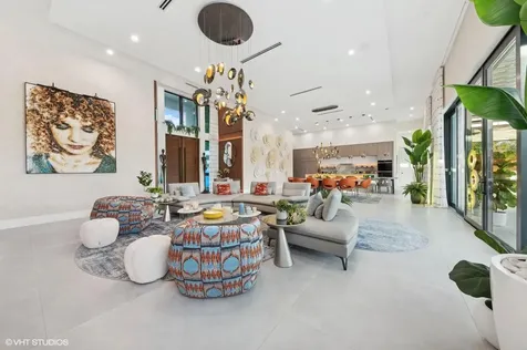 8533 N Native Dancer Road Palm Beach Gardens FL 33418