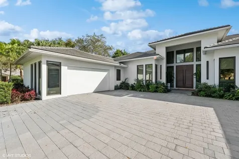8533 N Native Dancer Road Palm Beach Gardens FL 33418