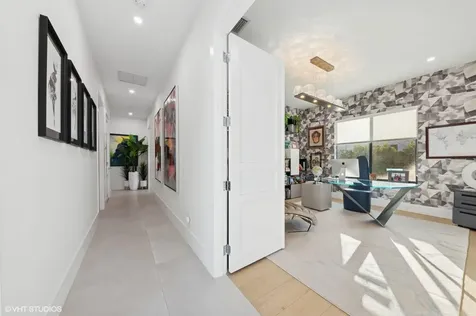 8533 N Native Dancer Road Palm Beach Gardens FL 33418