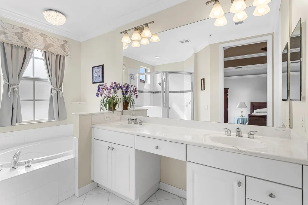 2455 San Pietro Circle Palm Beach Gardens FL 33410