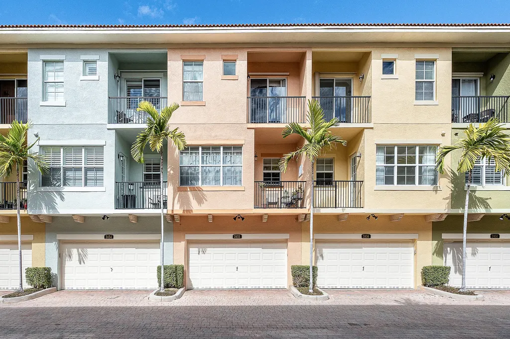 2455 San Pietro Circle Palm Beach Gardens FL 33410