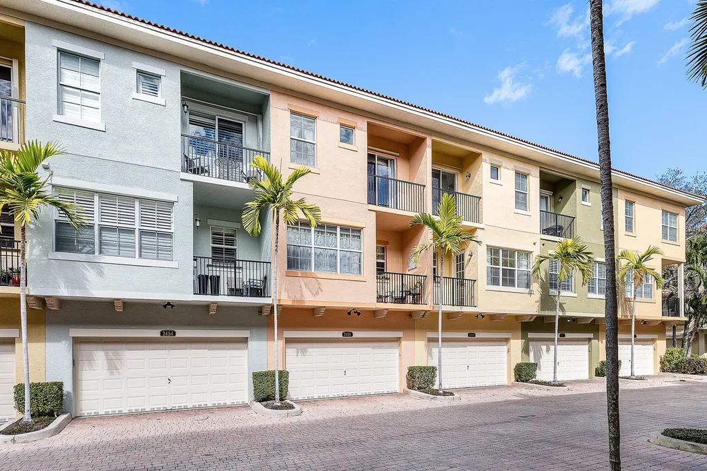 2455 San Pietro Circle Palm Beach Gardens FL 33410