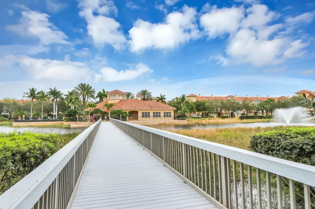 2455 San Pietro Circle Palm Beach Gardens FL 33410