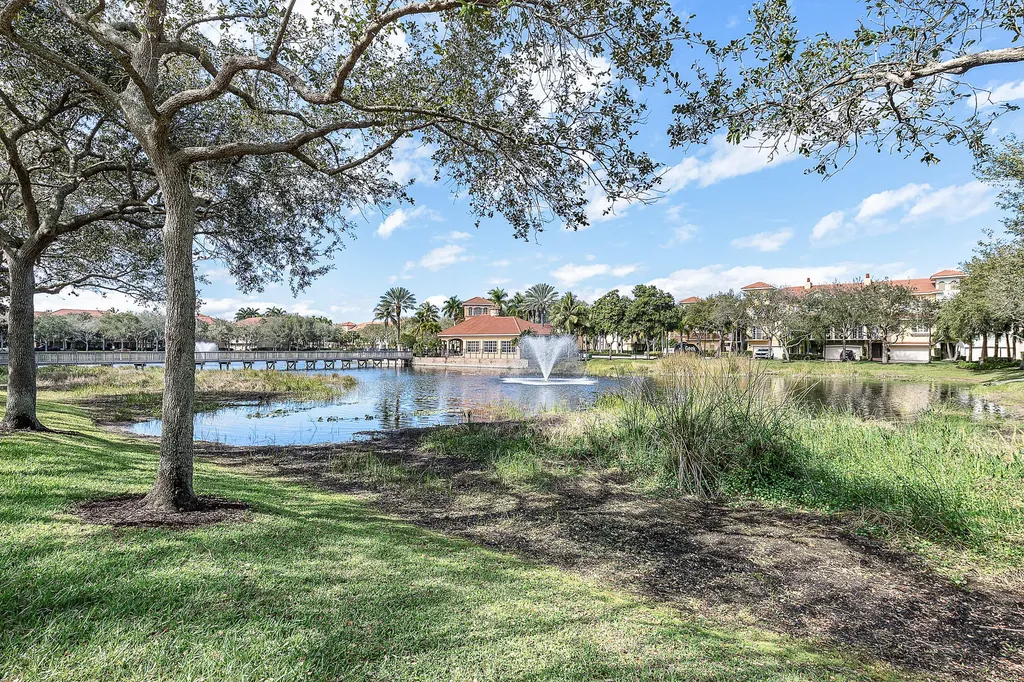 2455 San Pietro Circle Palm Beach Gardens FL 33410