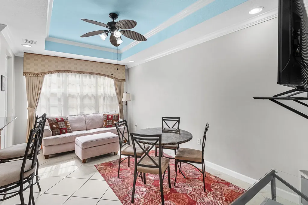 2455 San Pietro Circle Palm Beach Gardens FL 33410