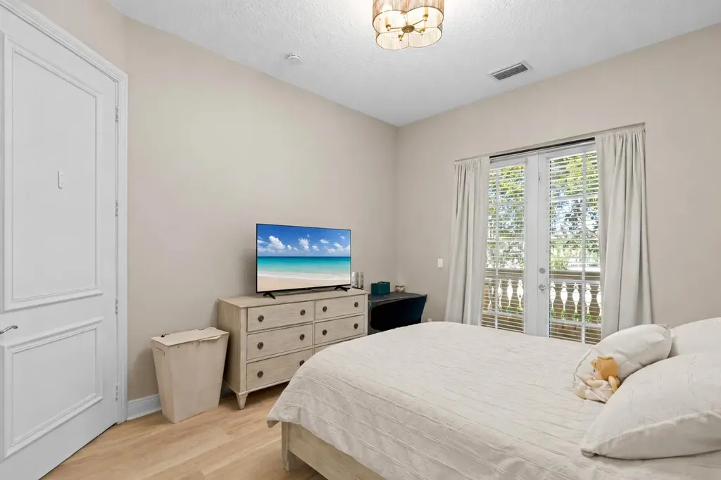 230 NE 69th Circle Boca Raton FL 33487