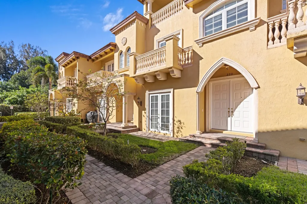 230 NE 69th Circle Boca Raton FL 33487