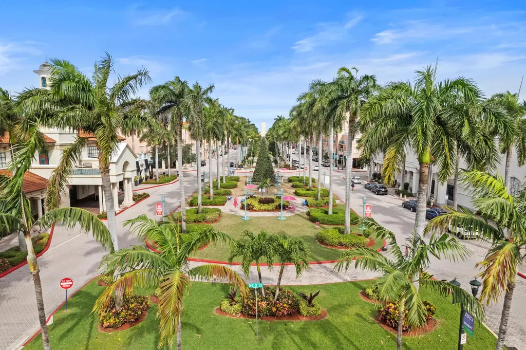 230 NE 69th Circle Boca Raton FL 33487
