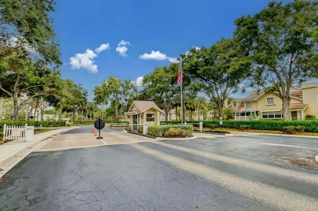 5704 Wheatley Court Boynton Beach FL 33436