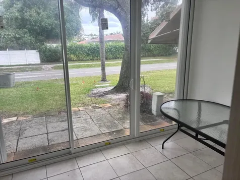 2213 NE 1st Court Boynton Beach FL 33435