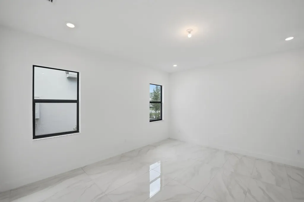10140 Royal Ascot Avenue Lake Worth FL 33449