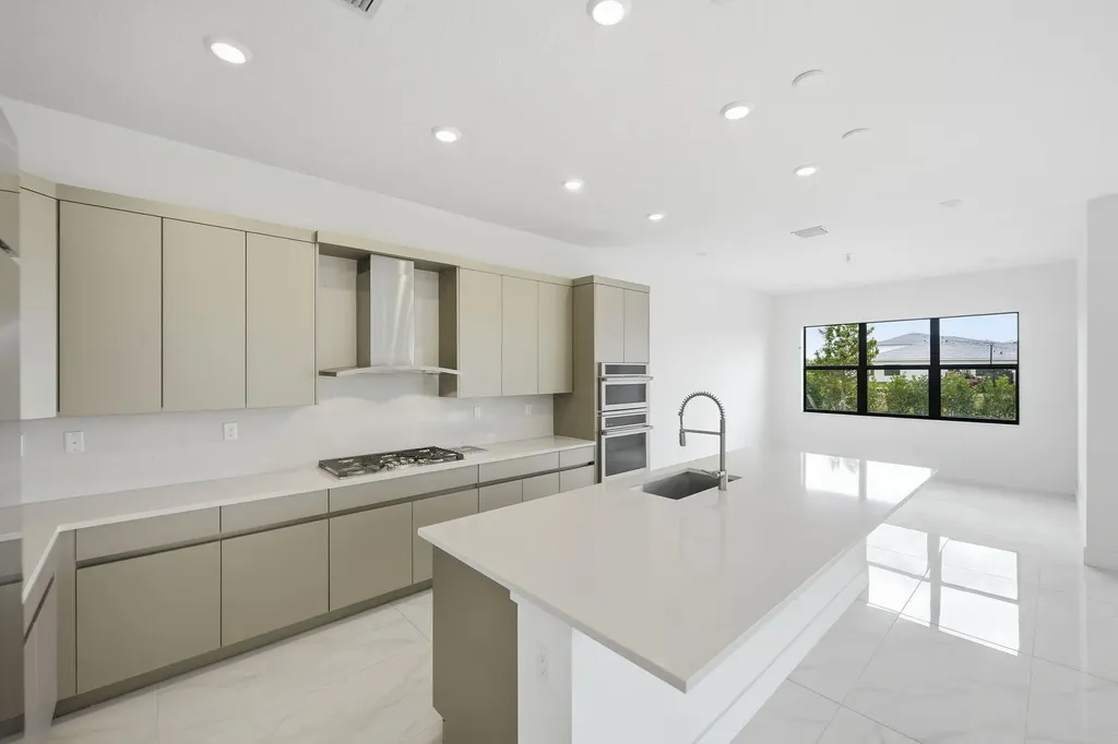 10140 Royal Ascot Avenue Lake Worth FL 33449