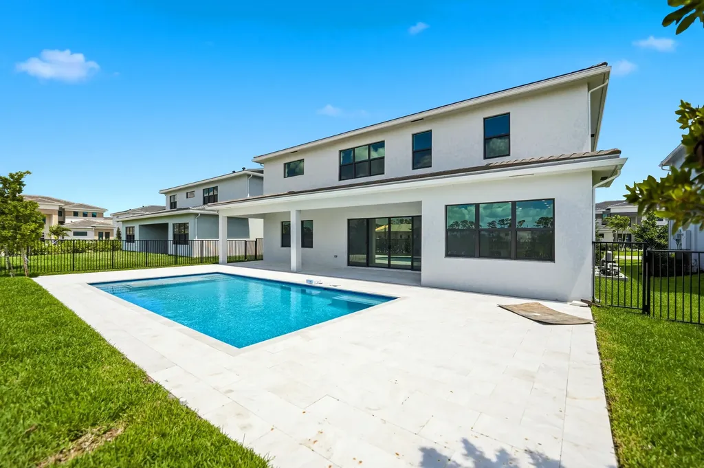 10140 Royal Ascot Avenue Lake Worth FL 33449