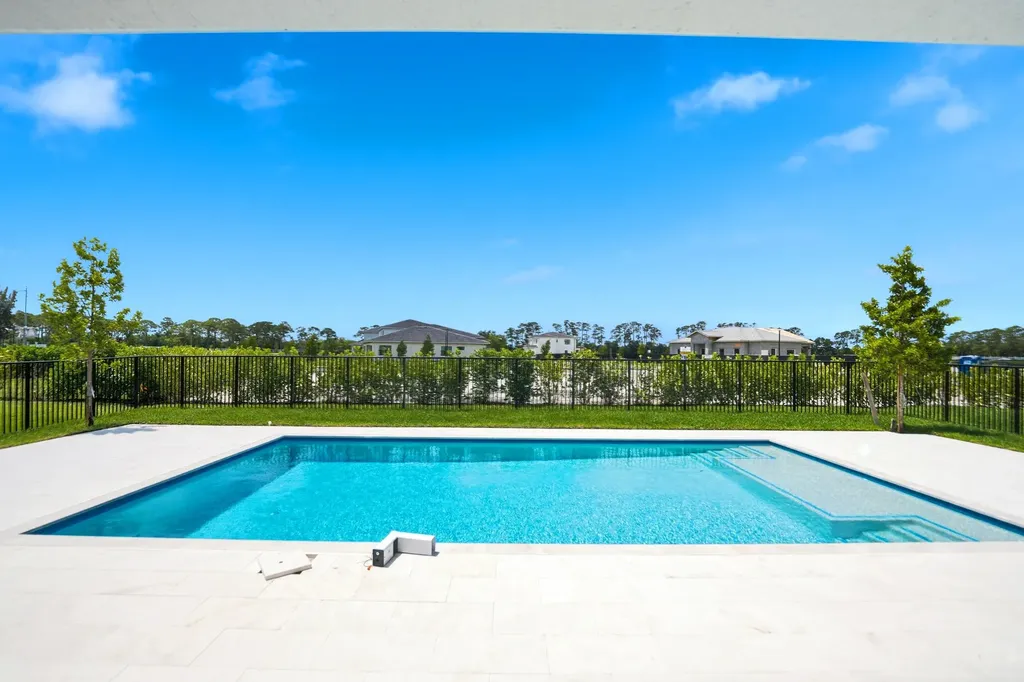 10140 Royal Ascot Avenue Lake Worth FL 33449