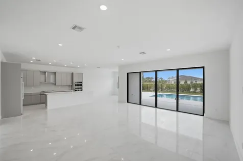 10140 Royal Ascot Avenue Lake Worth FL 33449