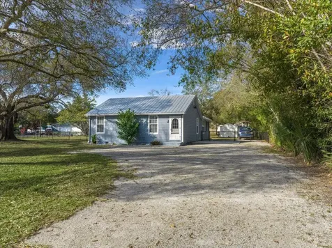 925 27th Avenue Vero Beach FL 32960