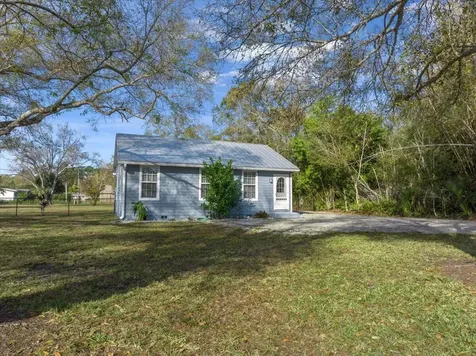 925 27th Avenue Vero Beach FL 32960
