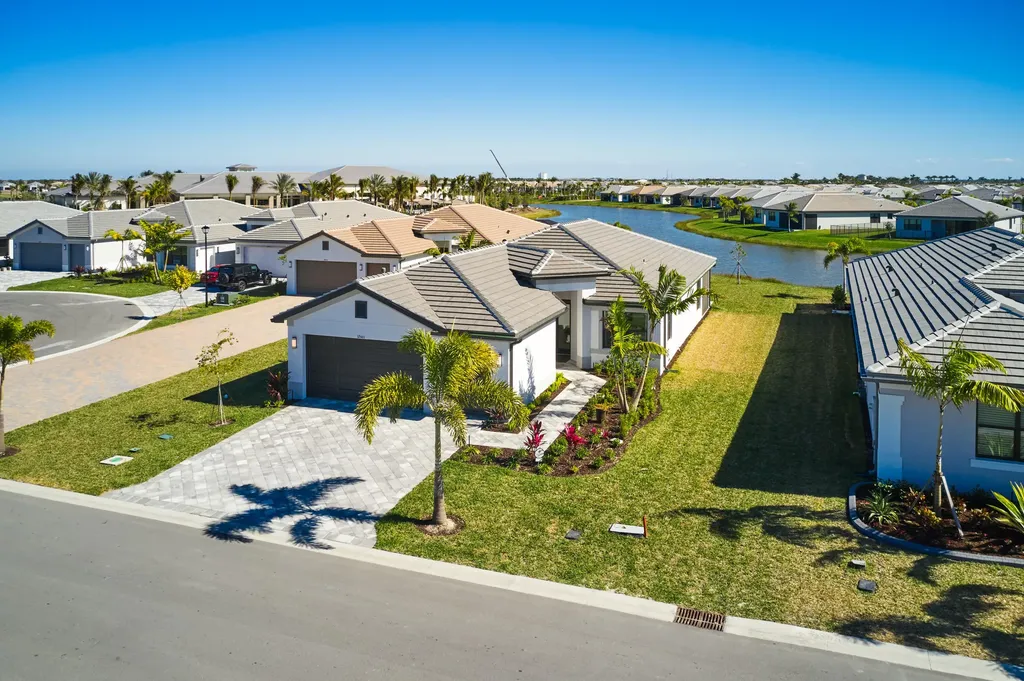 12461 SW Water Dance Way Port St Lucie FL 34987
