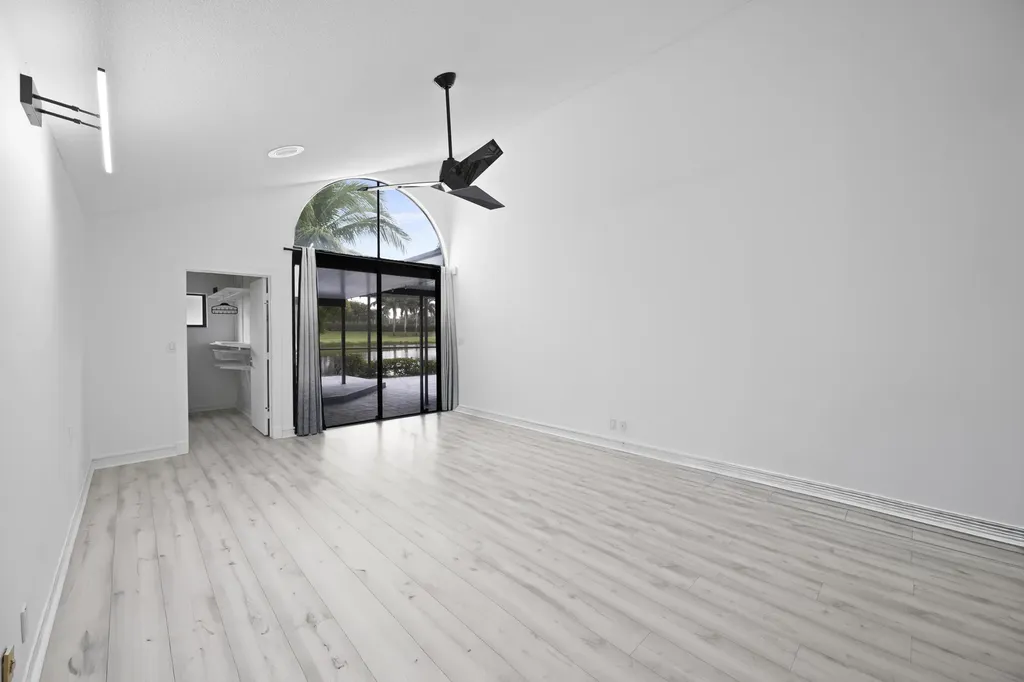 10106 Spyglass Way Boca Raton FL 33498