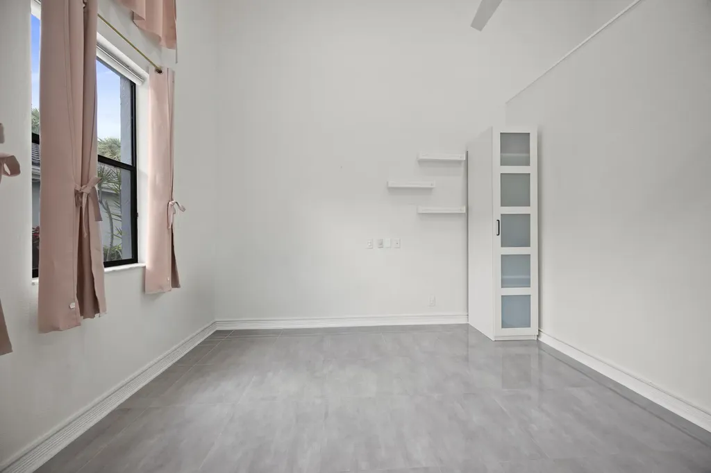 10106 Spyglass Way Boca Raton FL 33498