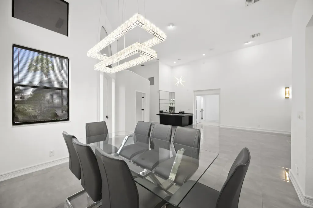 10106 Spyglass Way Boca Raton FL 33498