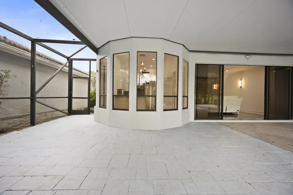 10106 Spyglass Way Boca Raton FL 33498